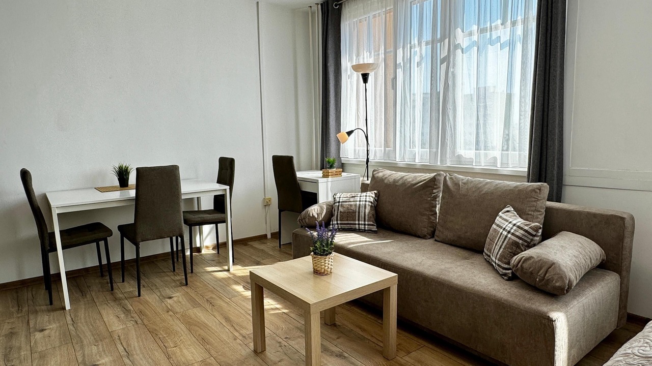 Photo of Livingroom in Repy