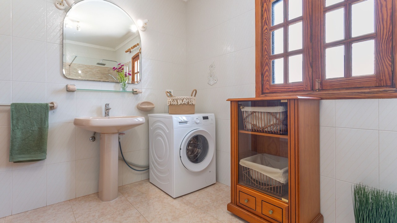 Photo of Bathroom in Haria