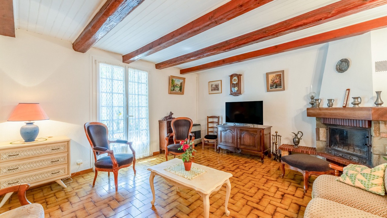 Photo of Livingroom in Anduze