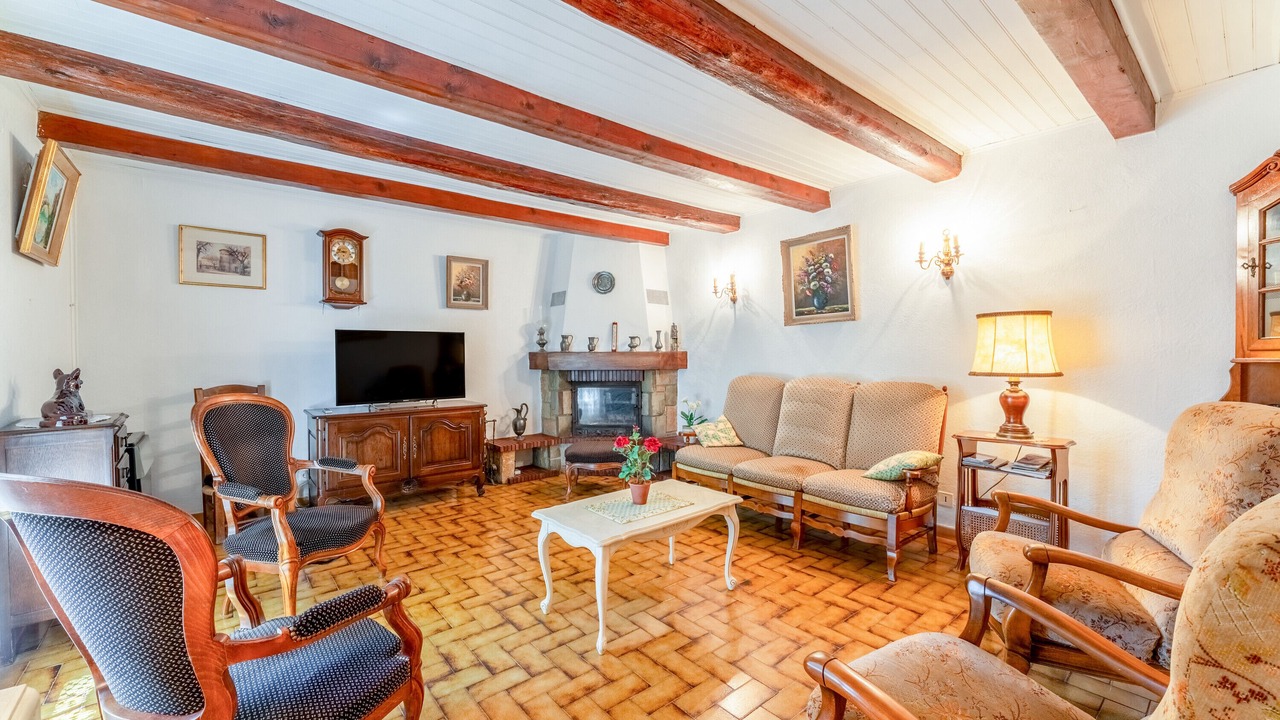 Photo of Livingroom in Anduze