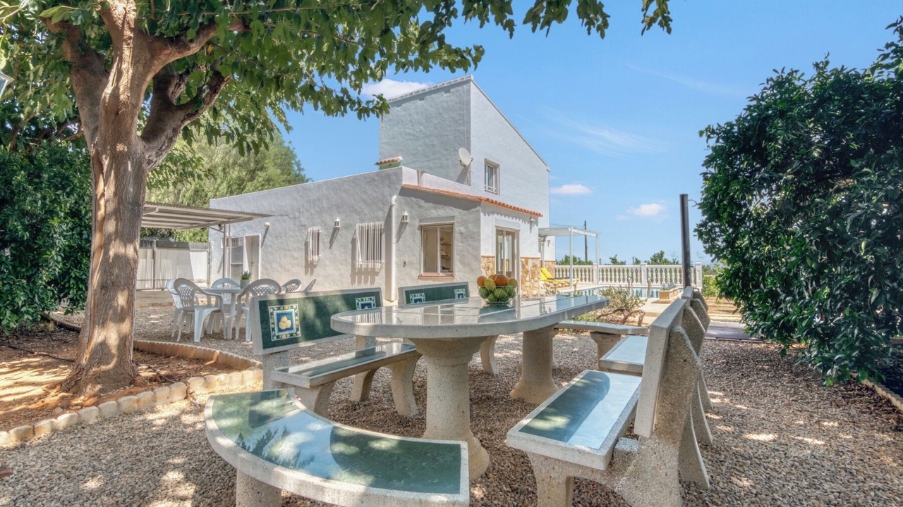 Photo of Outdoor in Llauri