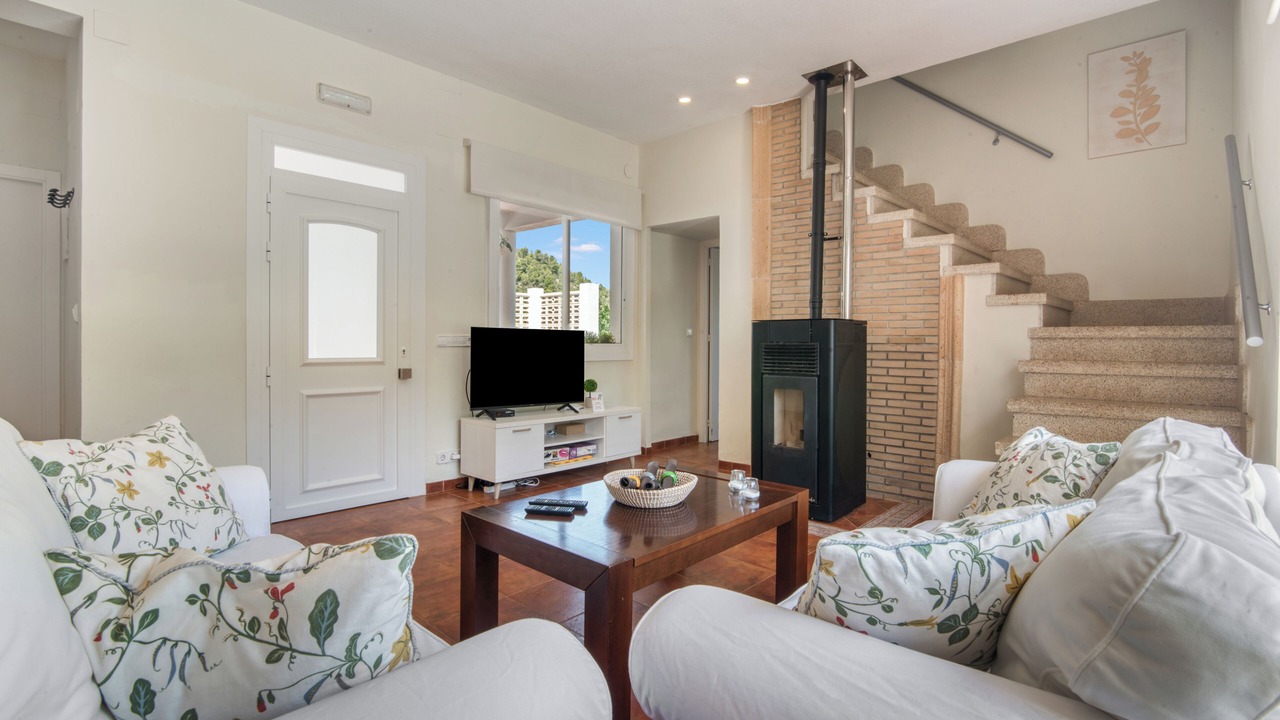 Photo of Livingroom in Llauri