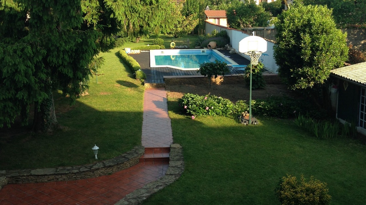 Photo of Outdoor in Pusignan