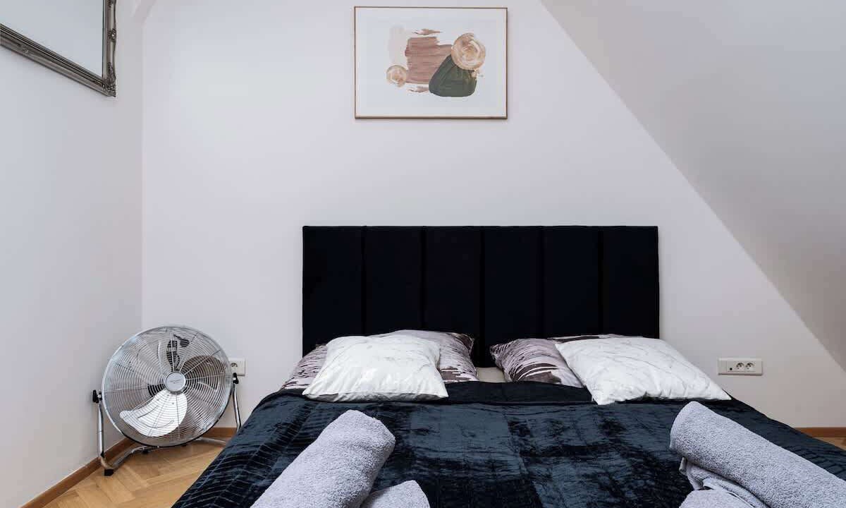 Photo of Bedroom in Smichov