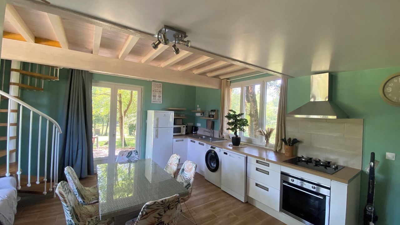 Photo of Kitchen in Dommartin-les-Cuiseaux