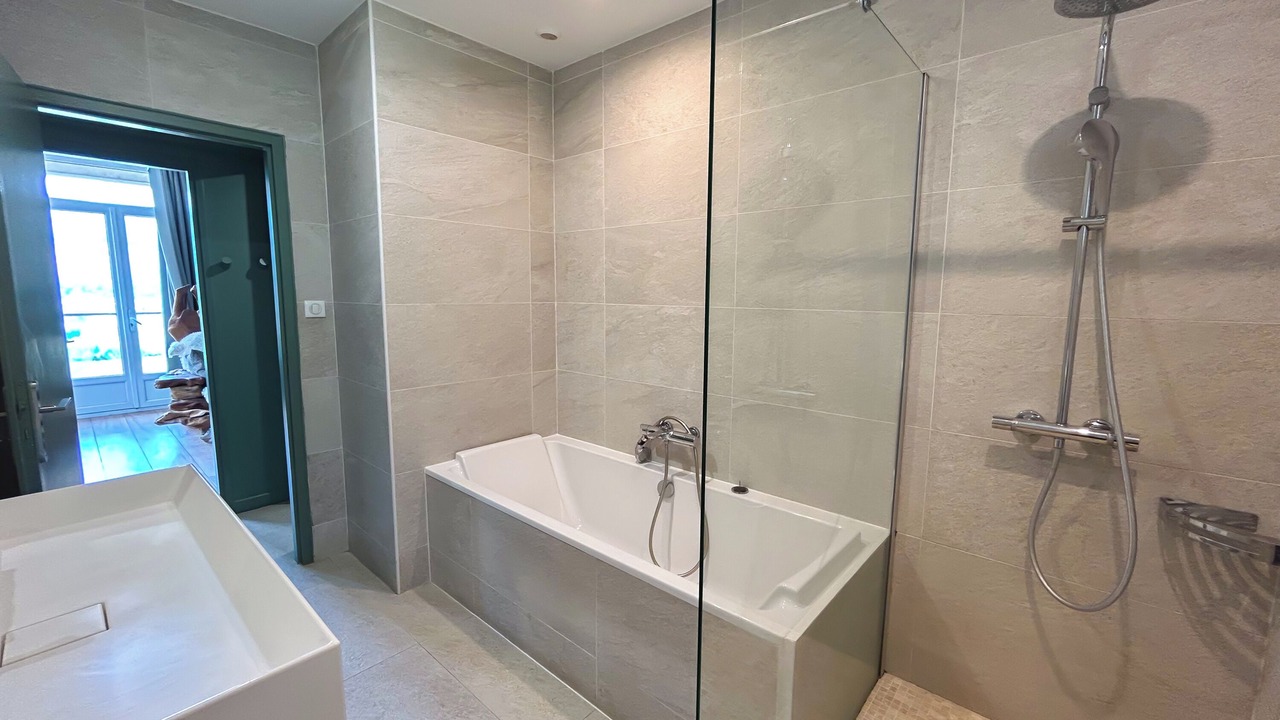 Photo of Bathroom in Rochetaillee-sur-Saone
