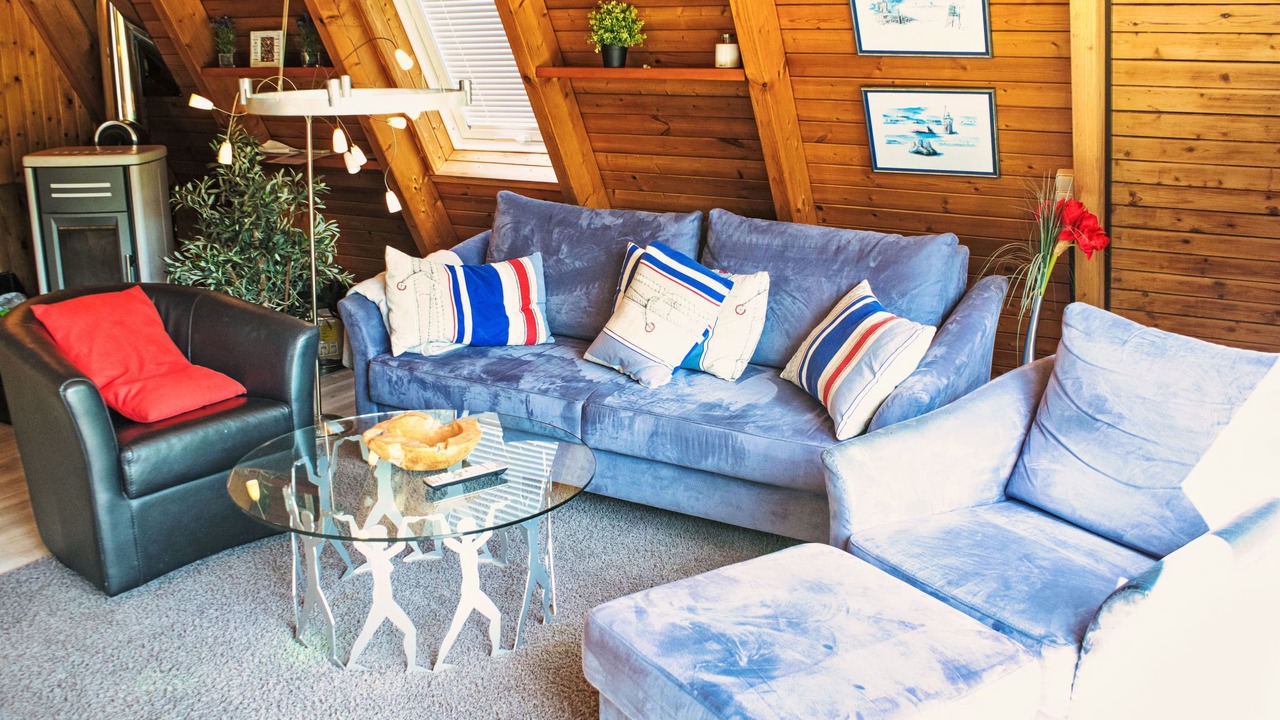 Photo of Livingroom in Damp