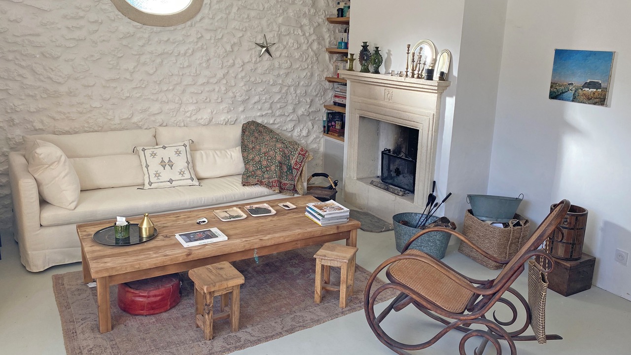 Photo of Livingroom in Dions