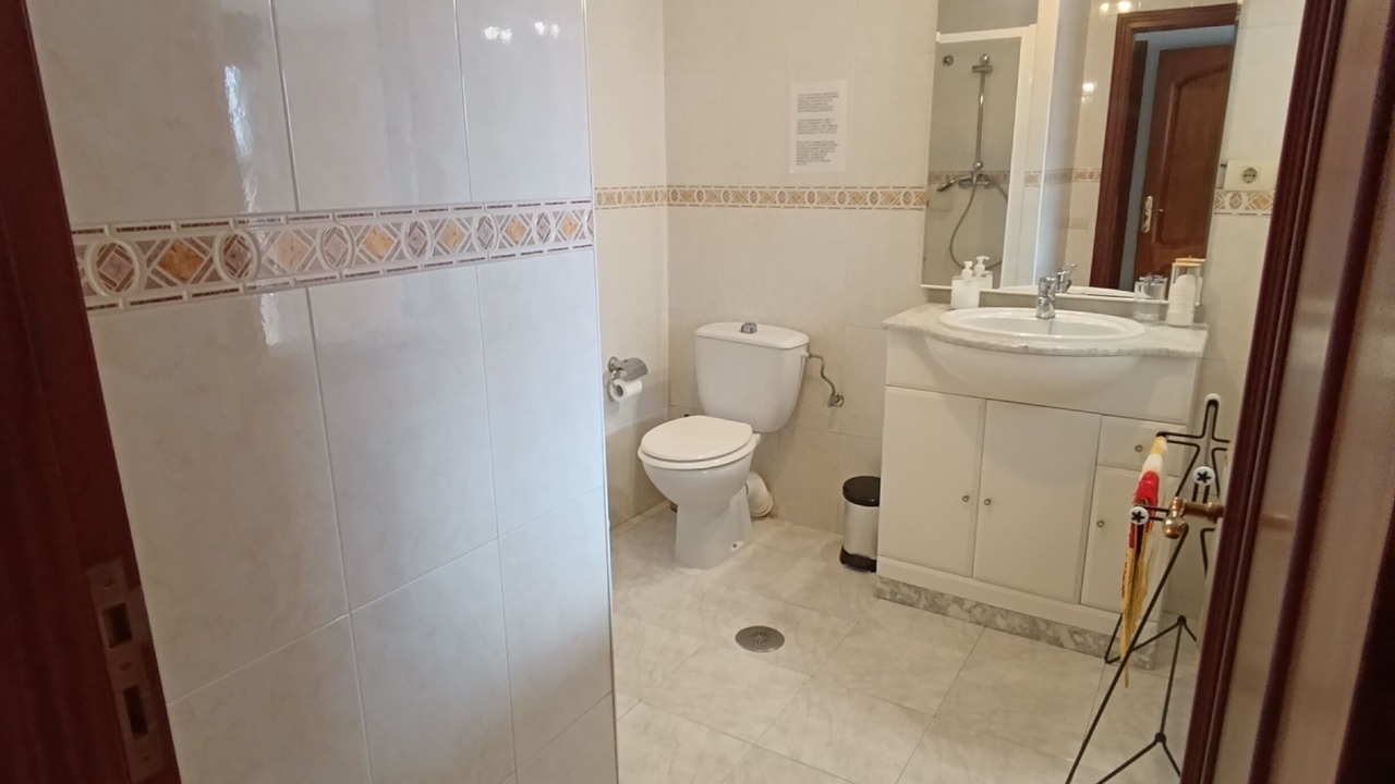 Photo of Bathroom in Teis
