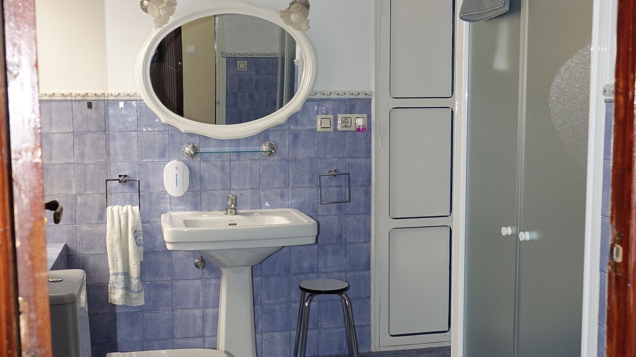 Photo of Bathroom in Madrigueras