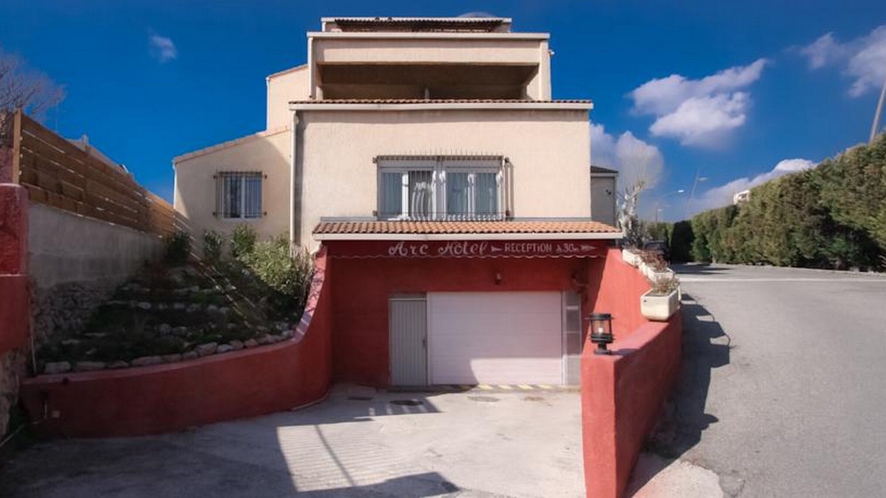 Photo of Outdoor in Sud