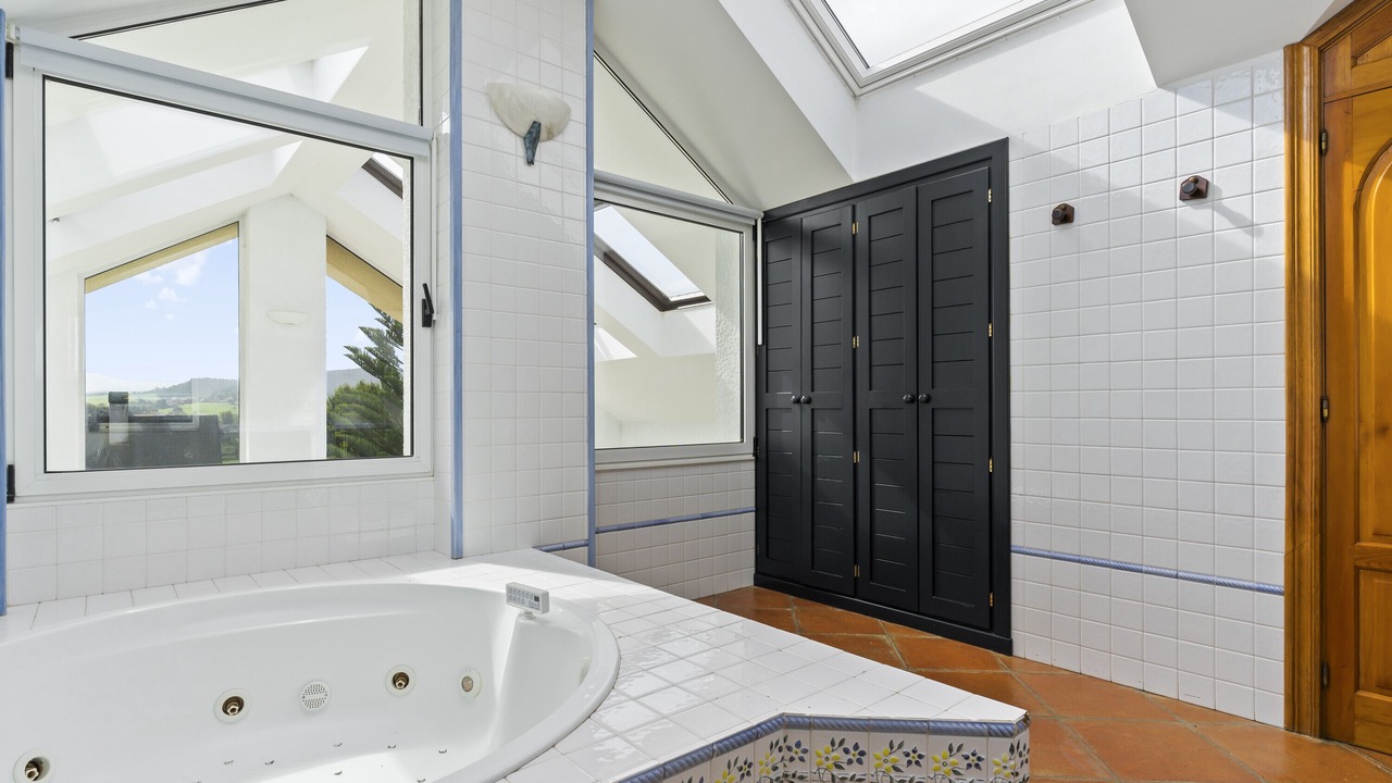 Photo of Bathroom in Arce