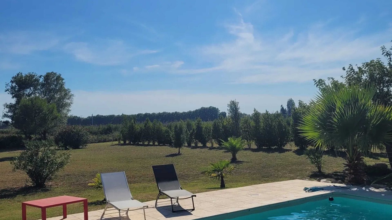 Photo of Outdoor in Albaron