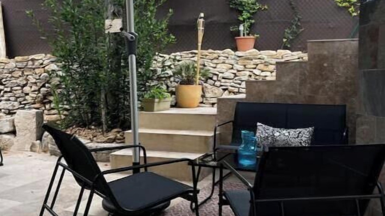 Photo of Patio Balcony in Blauzac