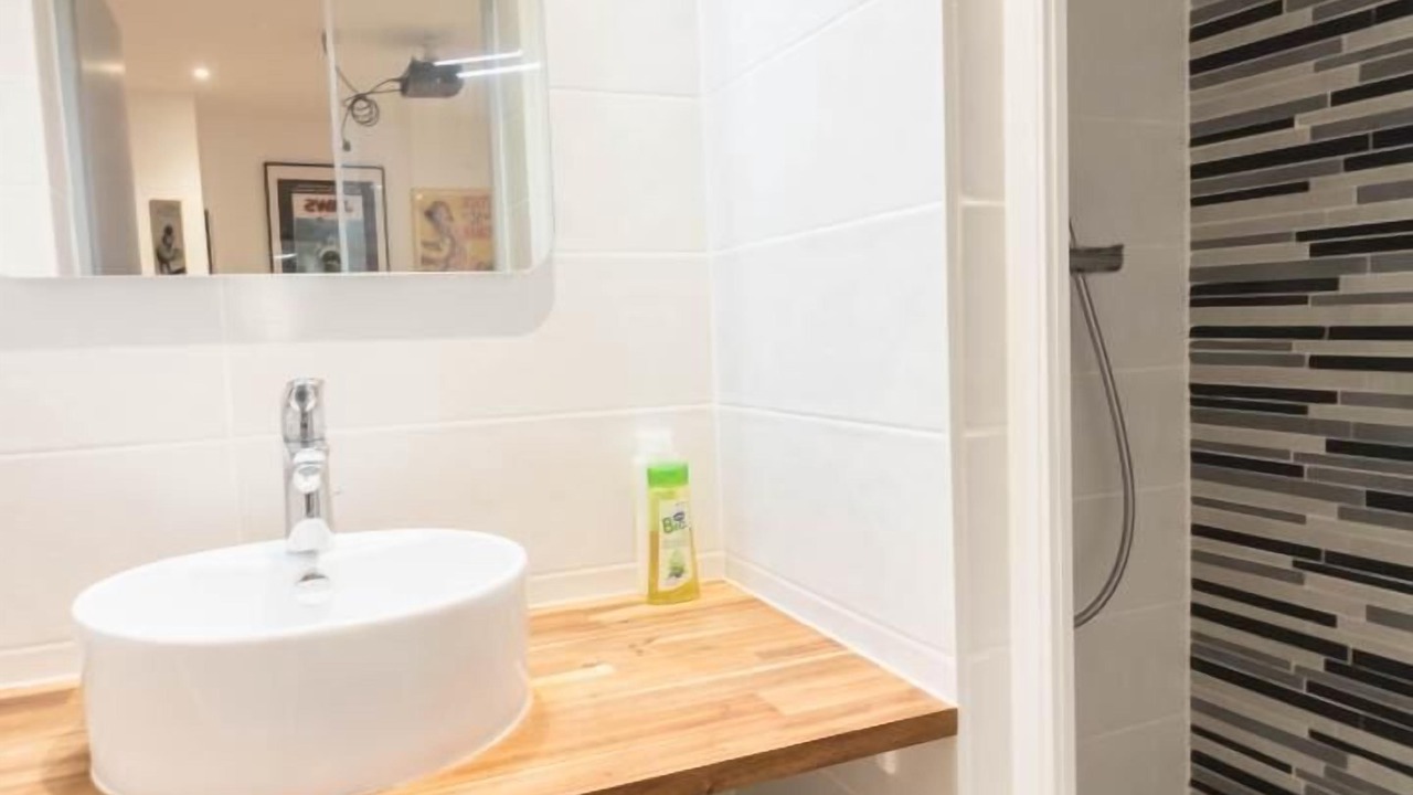 Photo of Bathroom in Buzet-sur-Tarn
