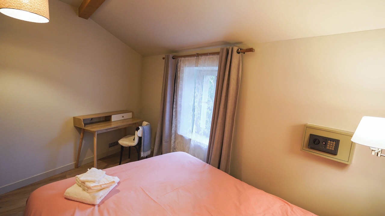 Photo of Bedroom in Pruzilly