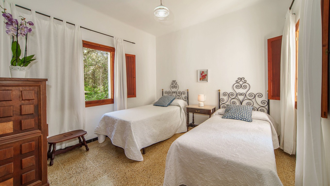 Photo of Bedroom in Marina Manresa