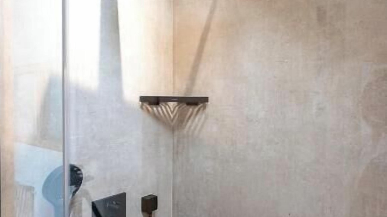 Photo of Bathroom in Arenthon