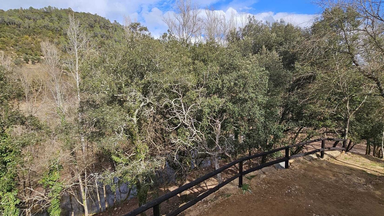 Photo of Outdoor in Albanya