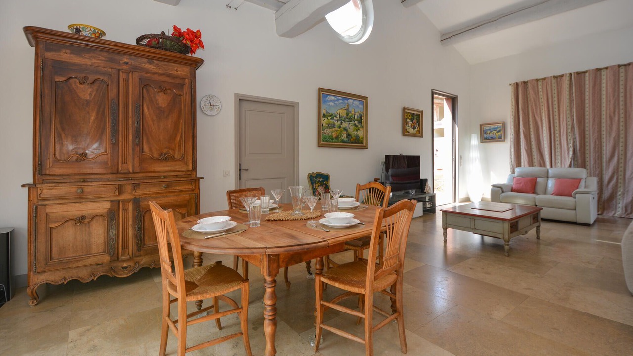 Photo of Bedroom in Noves