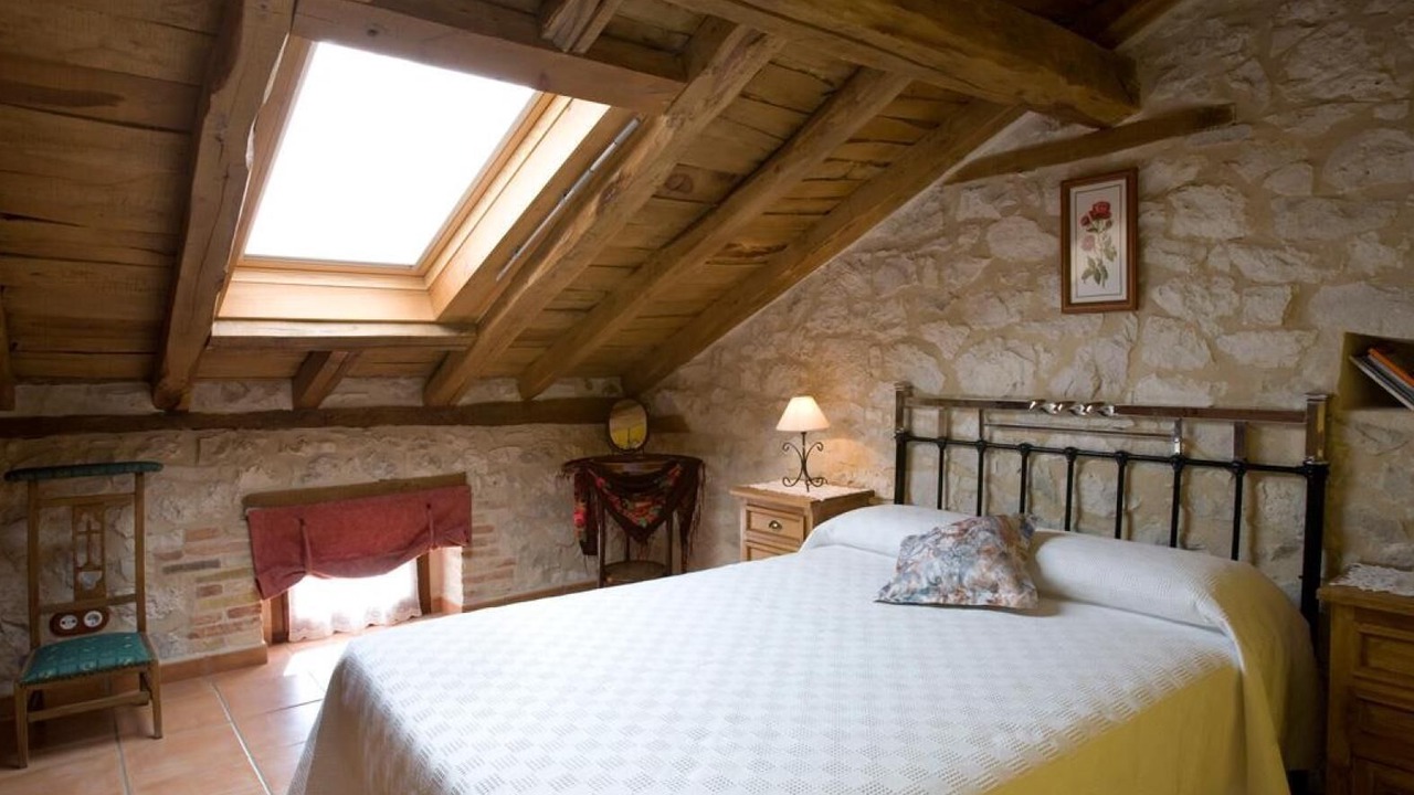 Photo of Bedroom in Canalejas de Penafiel