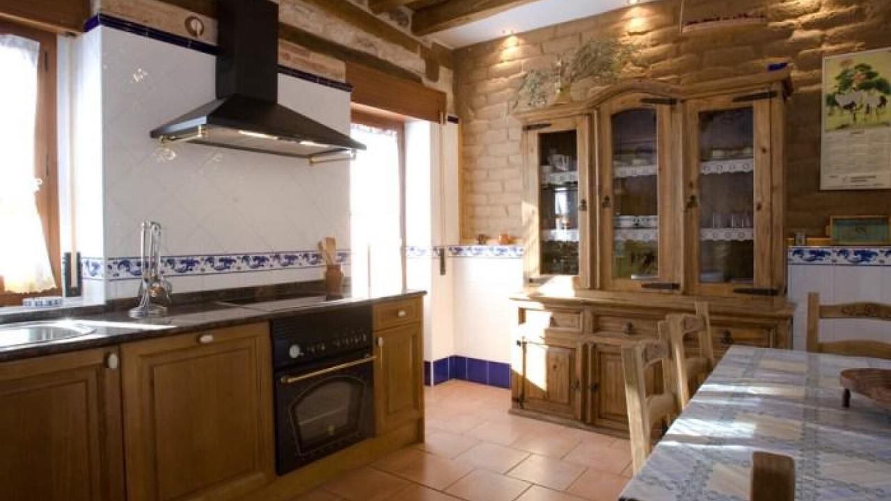 Photo of Kitchen in Canalejas de Penafiel