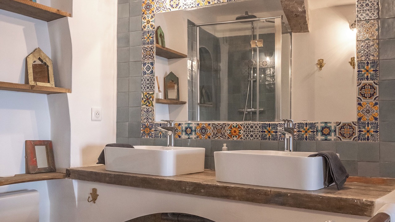 Photo of Bathroom in Goult