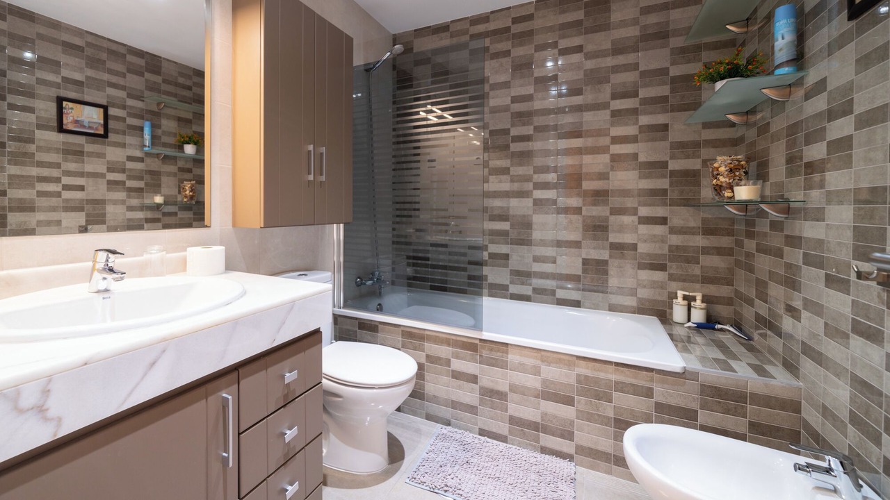 Photo of Bathroom in Cobena