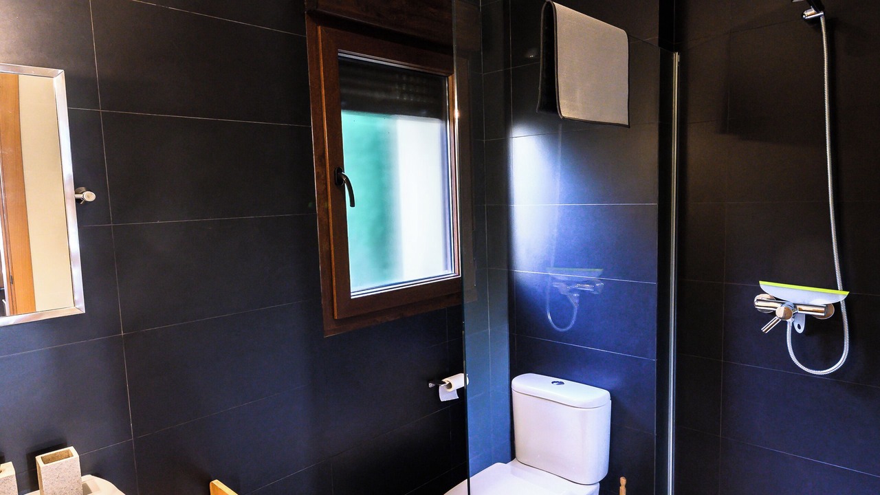 Photo of Bathroom in Hoyos del Espino