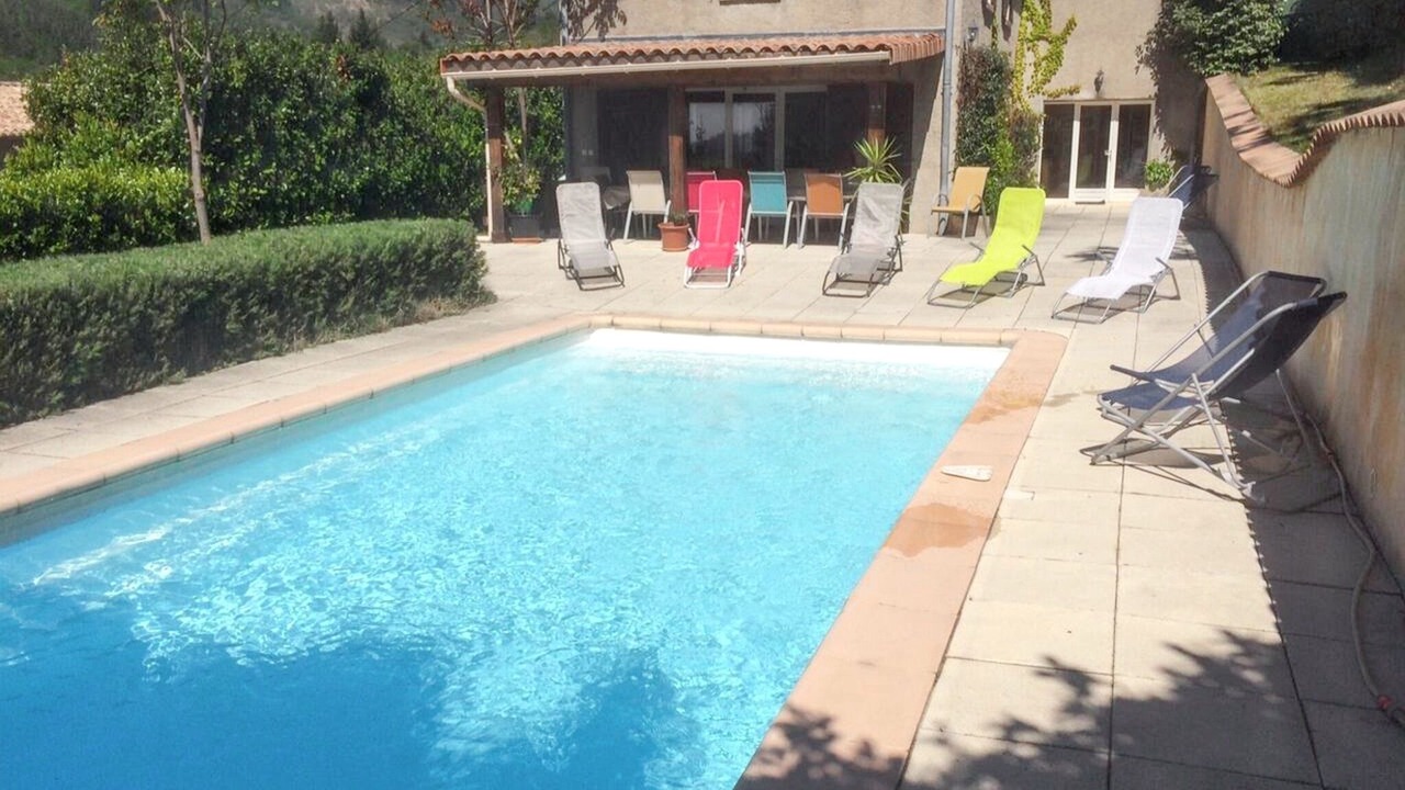 Photo of Outdoor in Rocher