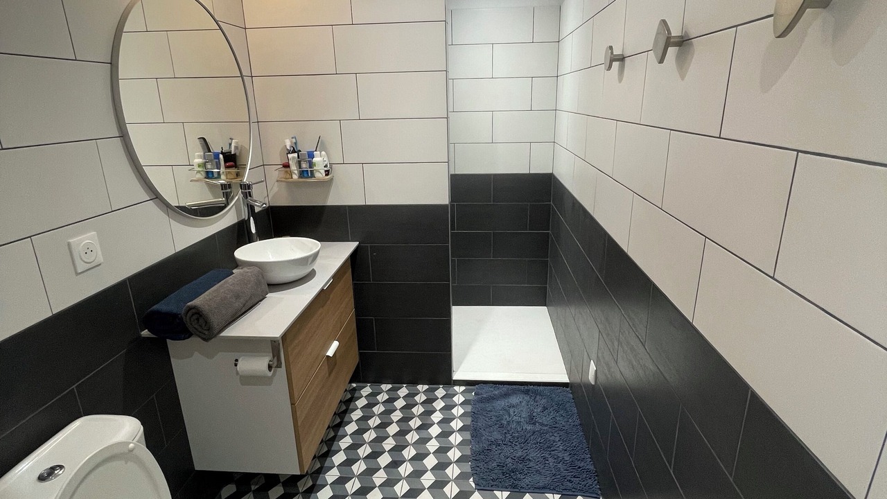 Photo of Bathroom in Lambesc