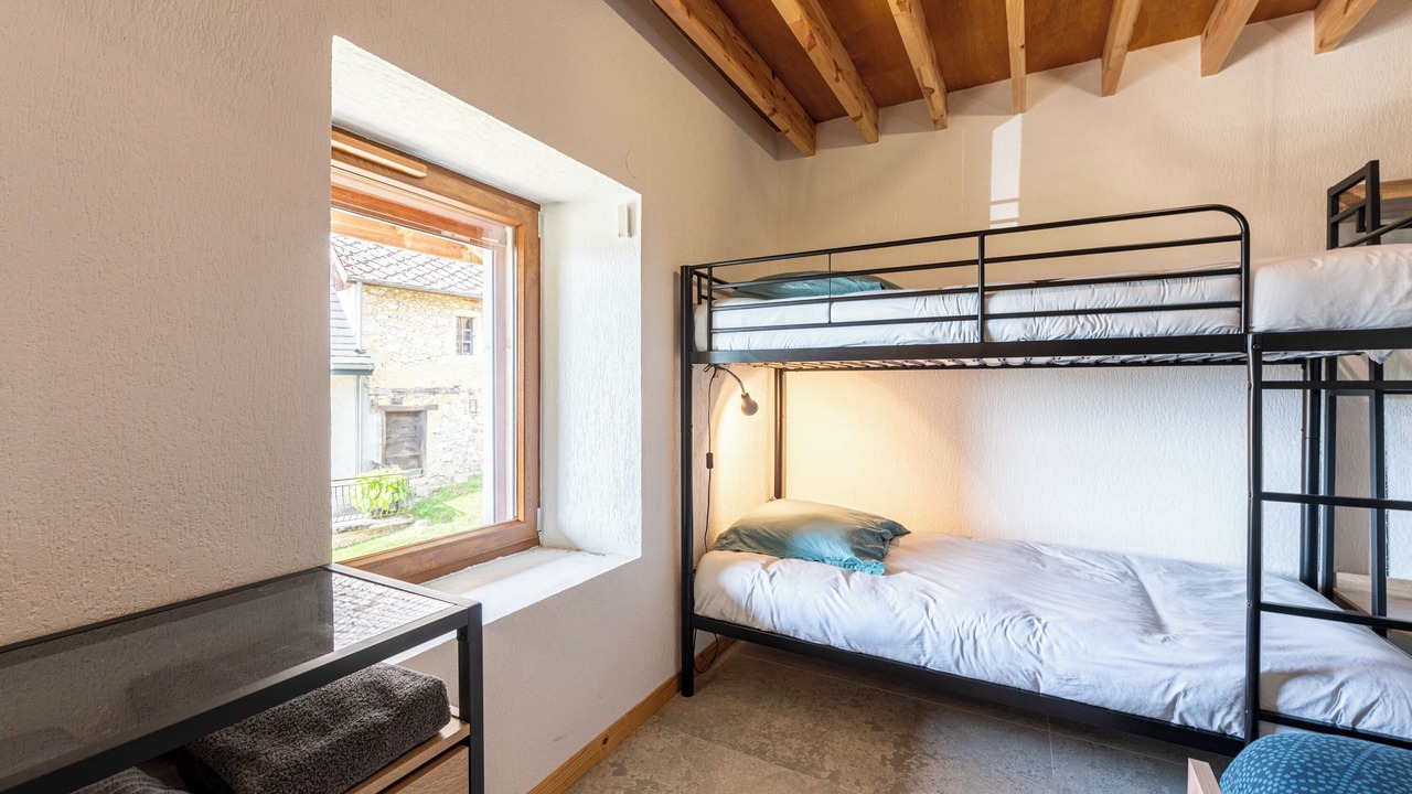 Photo of Bedroom in Moye