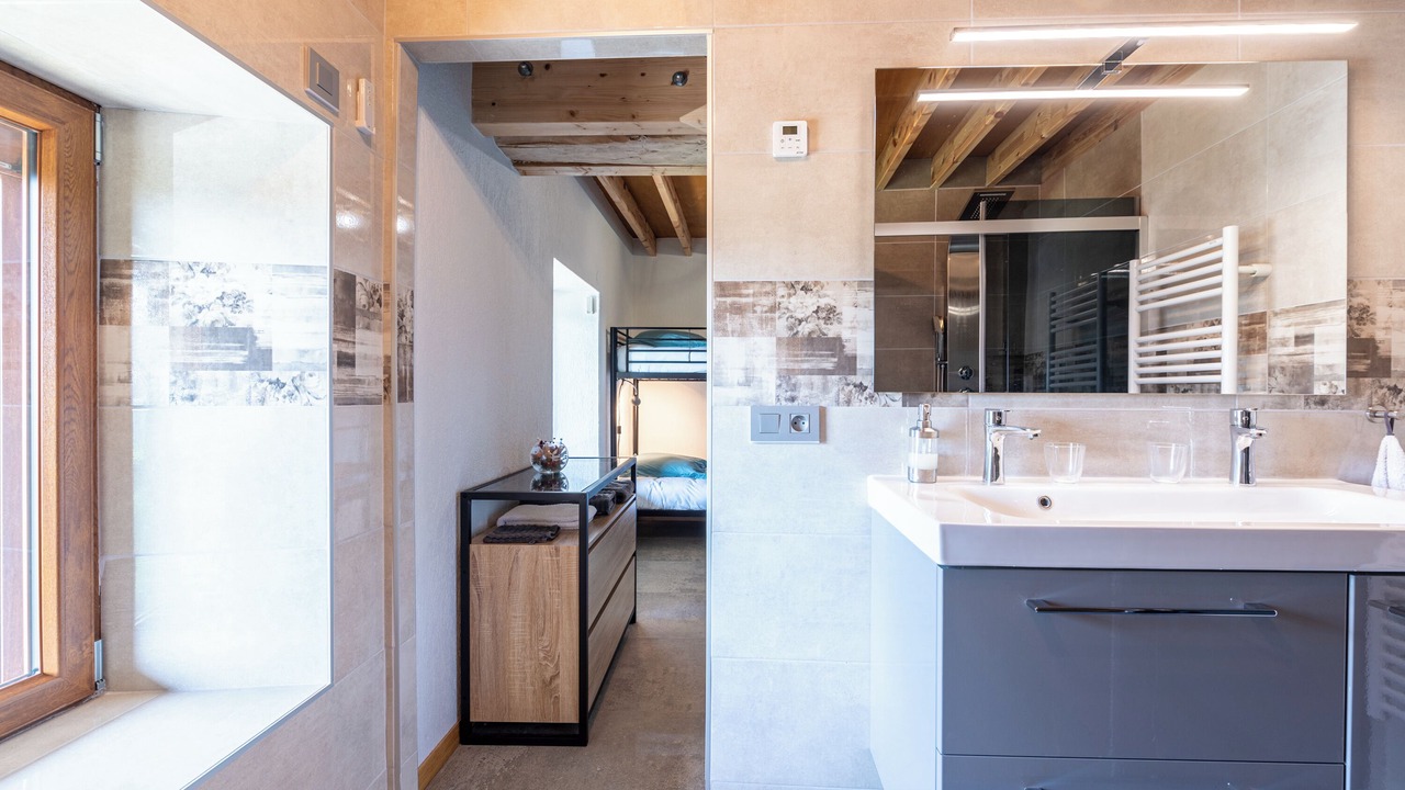 Photo of Bathroom in Moye