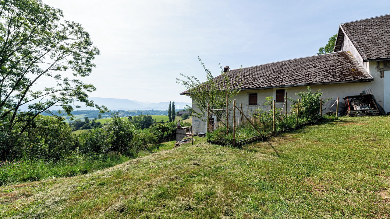 Photo of Outdoor in Moye