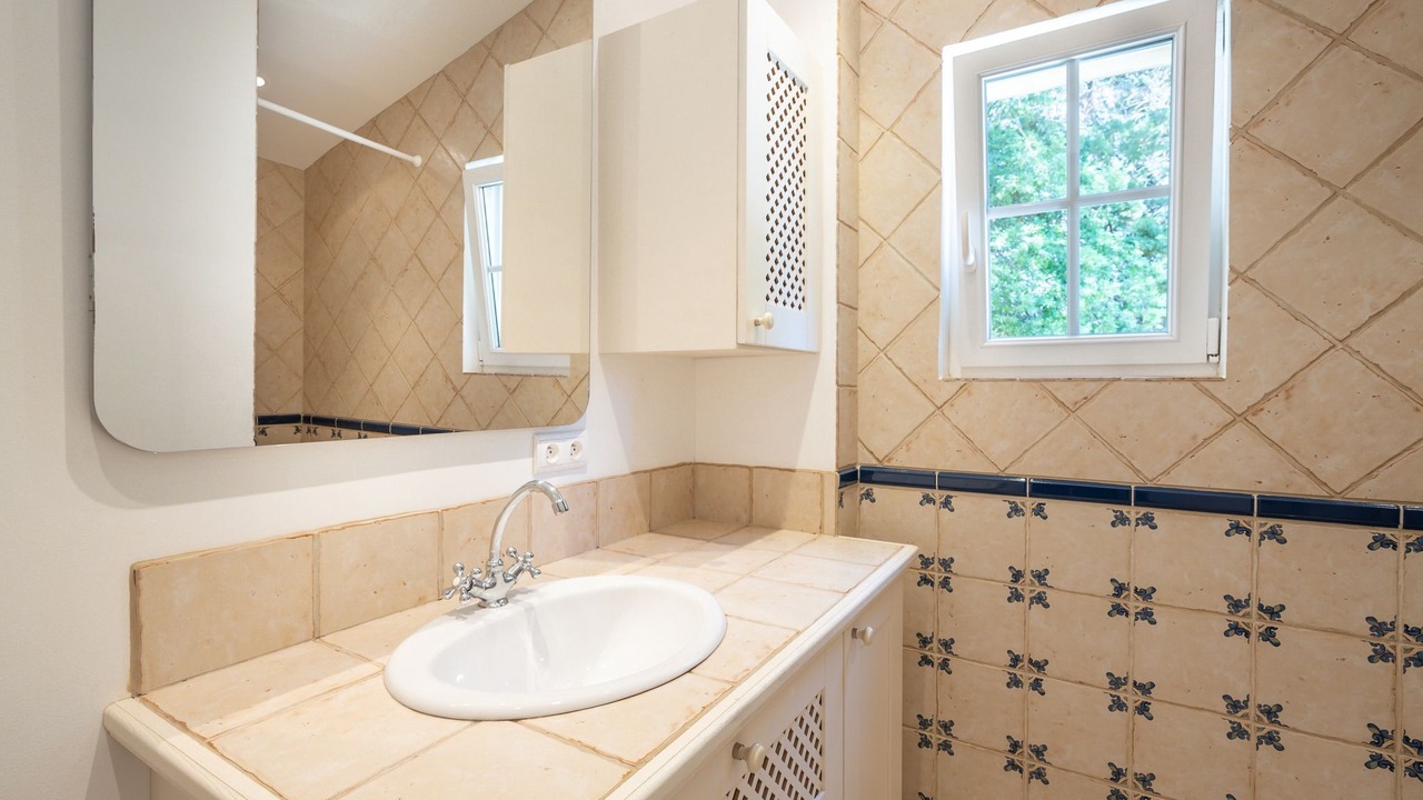 Photo of Bathroom in Le Poet-Laval