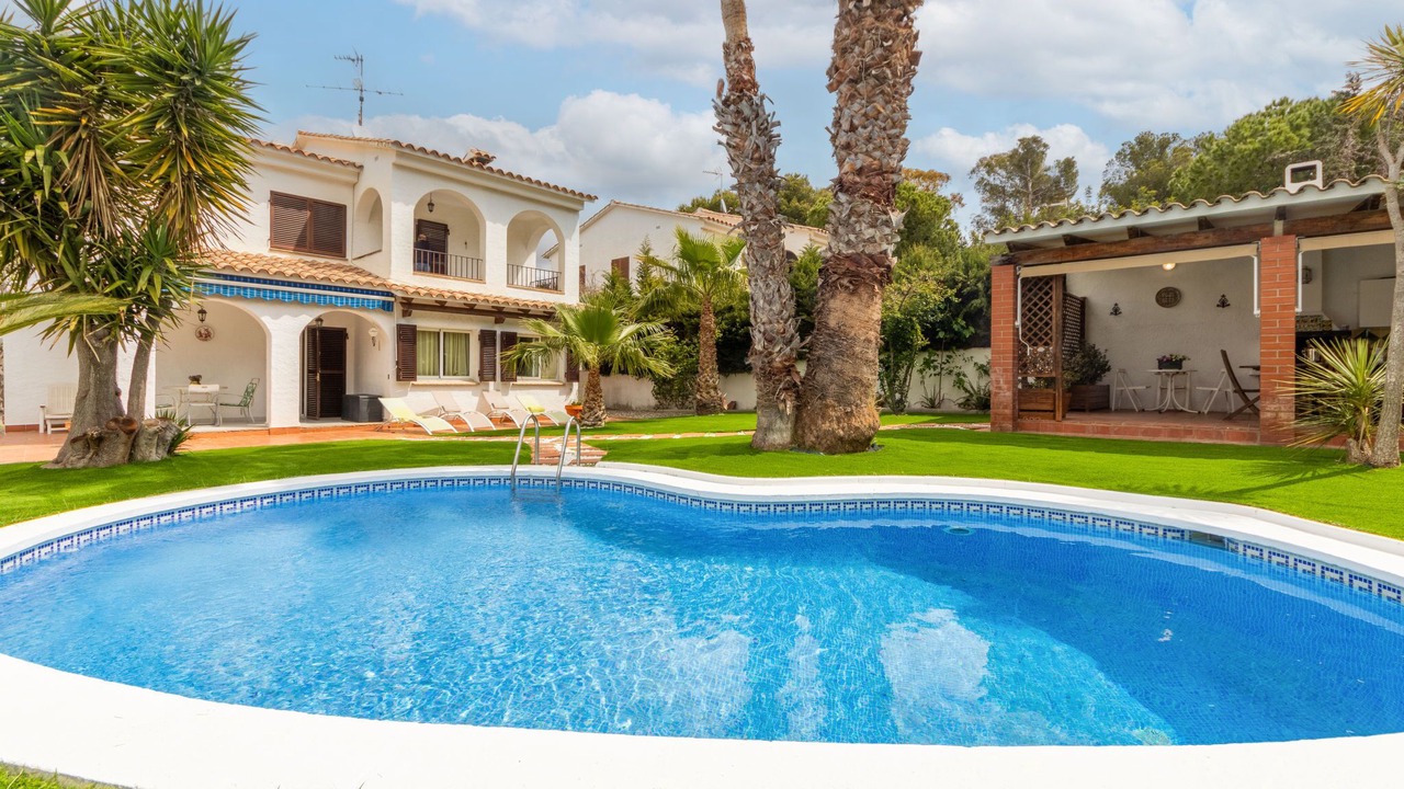 Photo of Outdoor in El Roc de Sant Gaieta