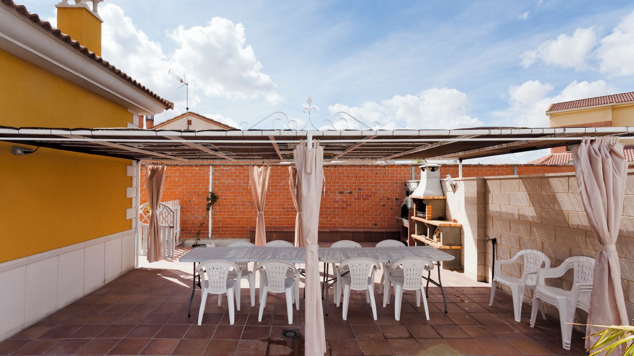 Photo of Outdoor in Nava de la Asuncion