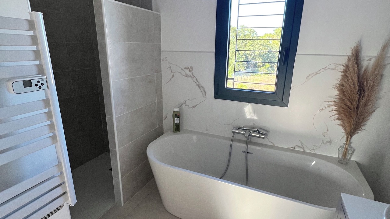 Photo of Bathroom in Bellegarde