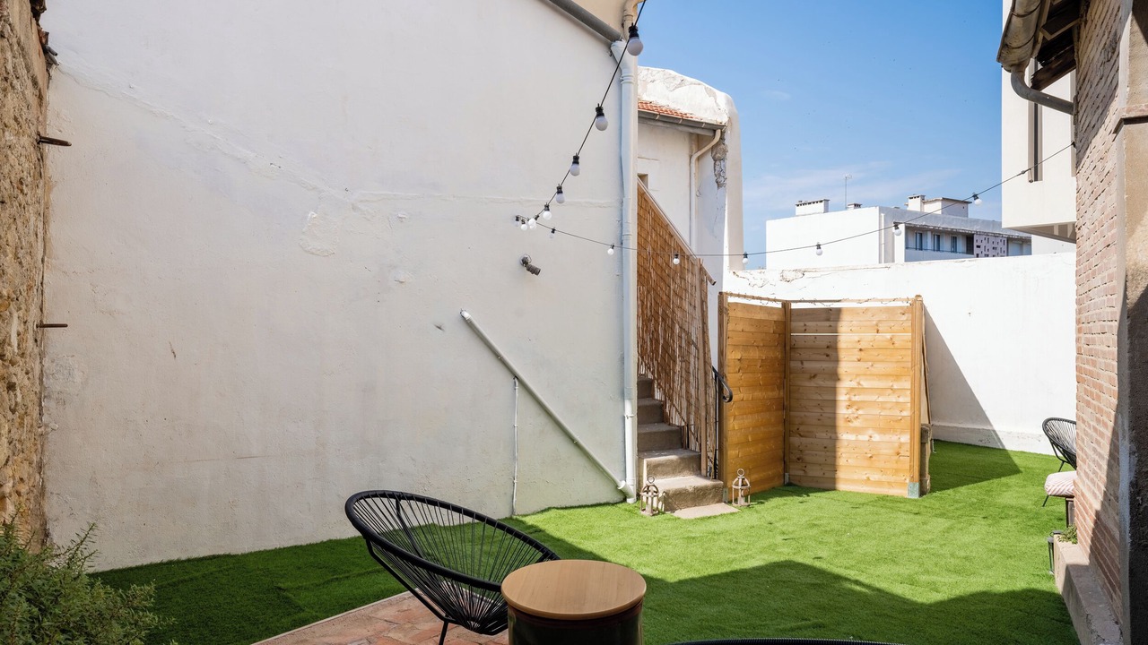 Photo of Patio Balcony in Beziers