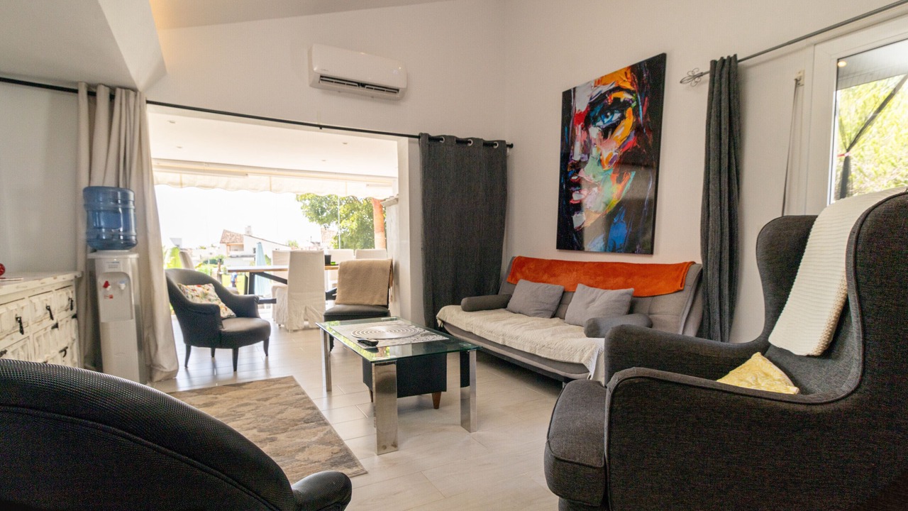 Photo of Livingroom in Bahia Dorada