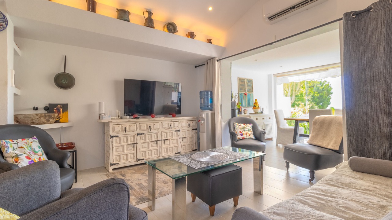 Photo of Livingroom in Bahia Dorada