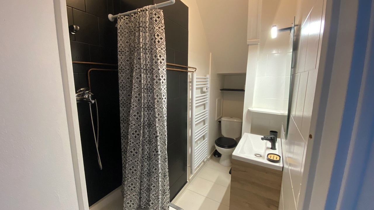 Photo of Bathroom in Saint-Charles