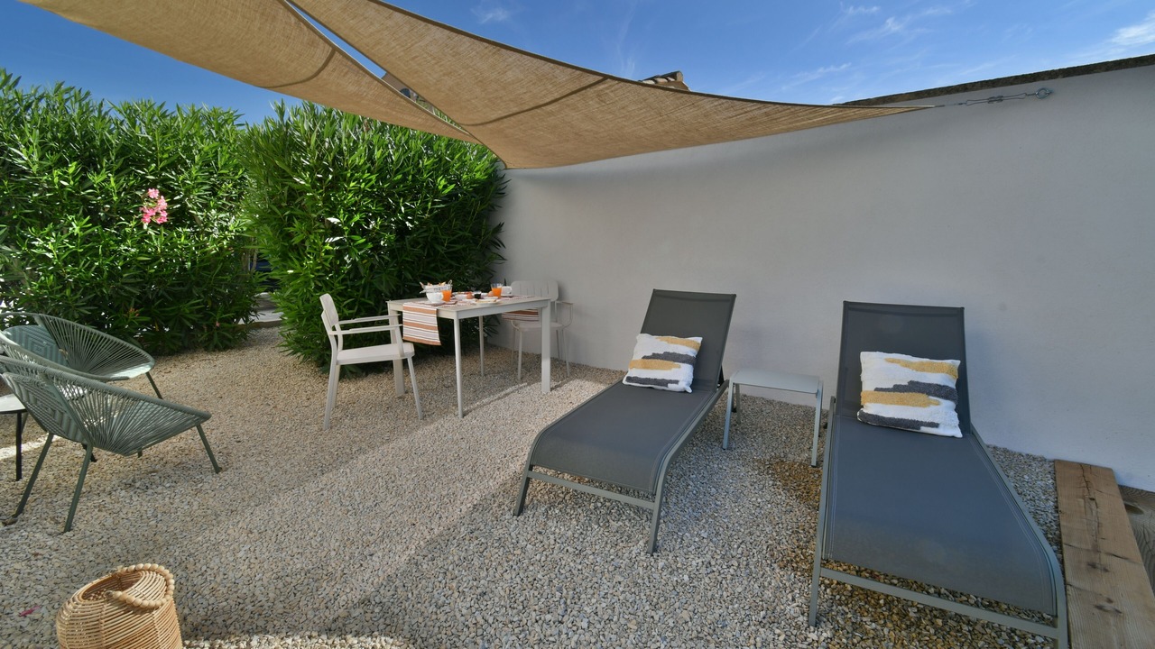 Photo of Outdoor in Puyvert