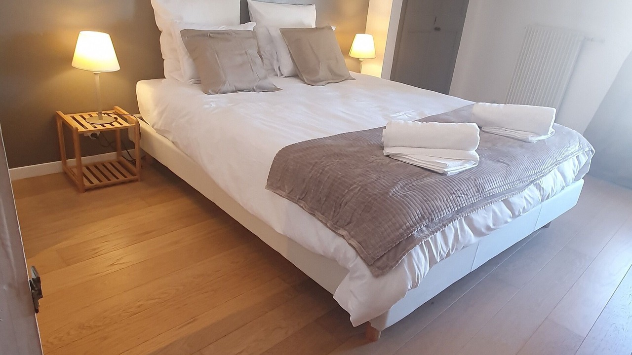 Photo of Bedroom in Lambesc