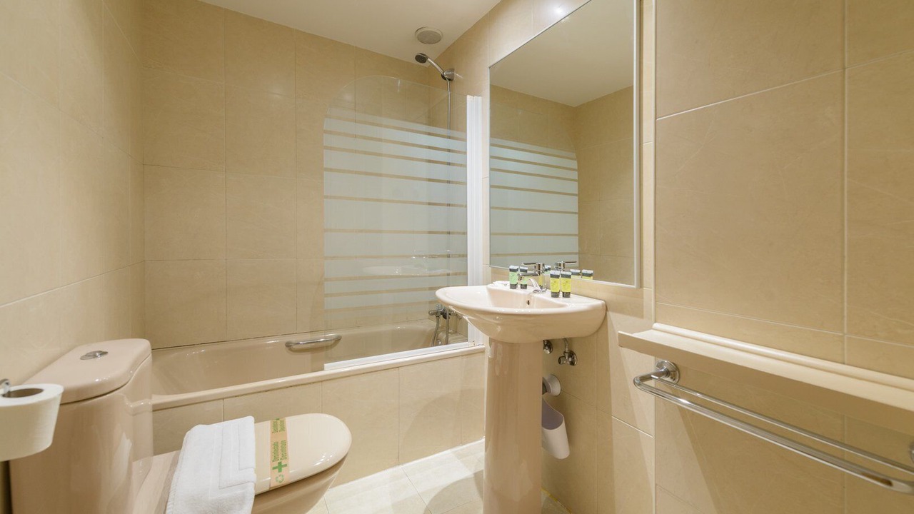 Photo of Bathroom in Rejas