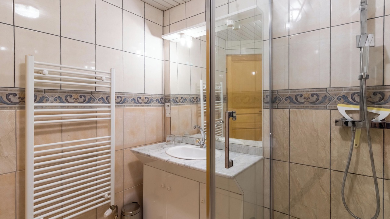 Photo of Bathroom in Auriac-du-Perigord
