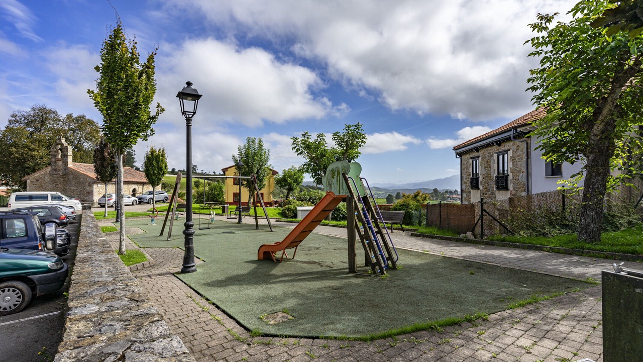 Photo of Outdoor in Udias