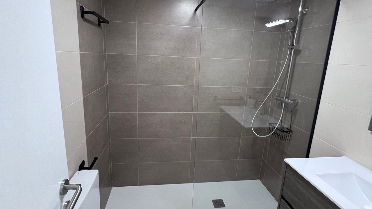 Photo of Bathroom in Retamar
