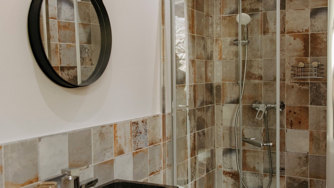 Photo of Bathroom in Chateauneuf-du-Pape