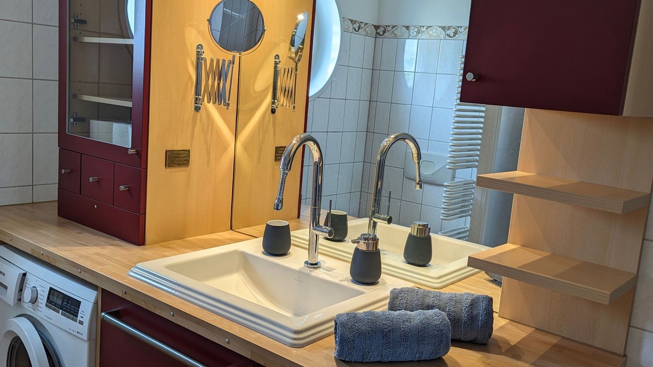 Photo of Bathroom in Steinbeckervorstadt